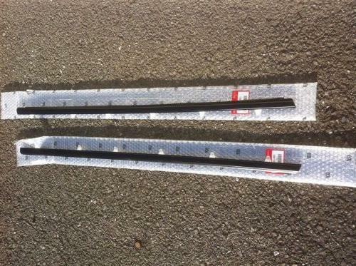 HONDA CIVIC TYPE-R EP3 LH & RH DOOR MOLDING ASSY SET GENUINE OEM