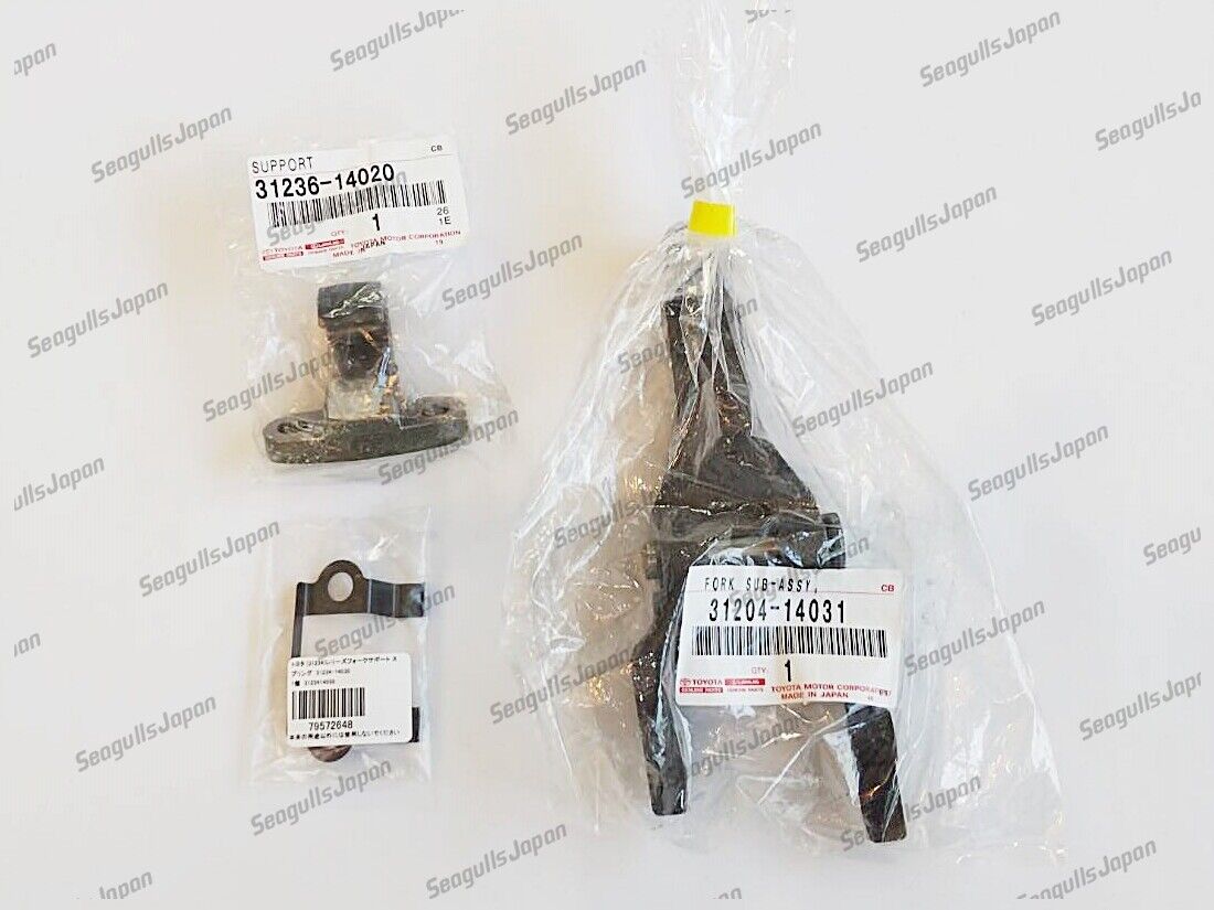 Genuine OEM TOYOTA R154 Transmission Clutch Release Fork & Support & Spring Set