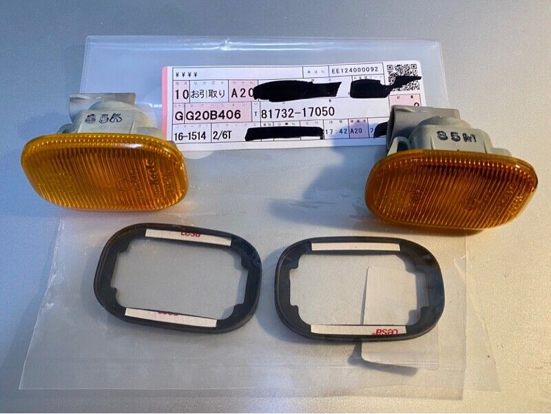 TOYOTA JZA80 SUPRA MK4 Genuine Front Fender Side Turn Marker Lamp Gasket Set OEM