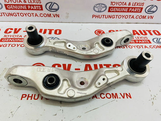 Genuine LEXUS DRIVERS AND PASSENGER FRONT LOWER CONTROL ARM 2007-2012 LS460