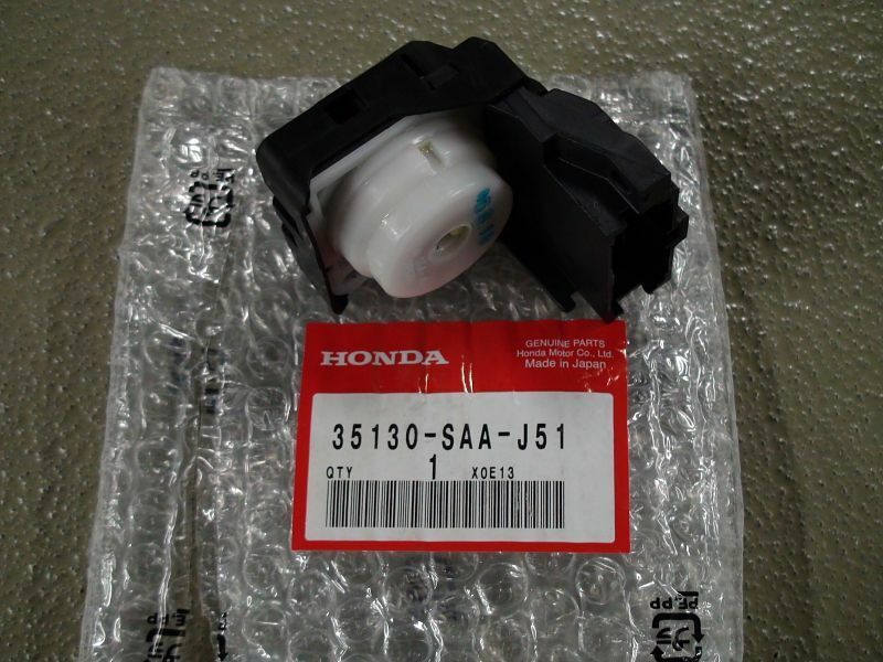 HONDA IGNITION SWITCH 35130-SAA-J51 F/S Genuine