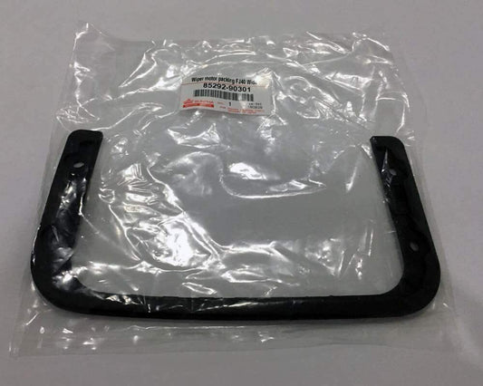 Toyota HJ45 HJ47 Genuine Windscreen Packing Seal 85292-90301 F/S LandCruiser