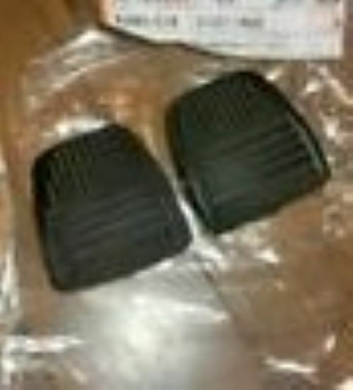 Genuine Brake Clutch Pedal Pad Cover 31321-12040 x2 F/S Toyota