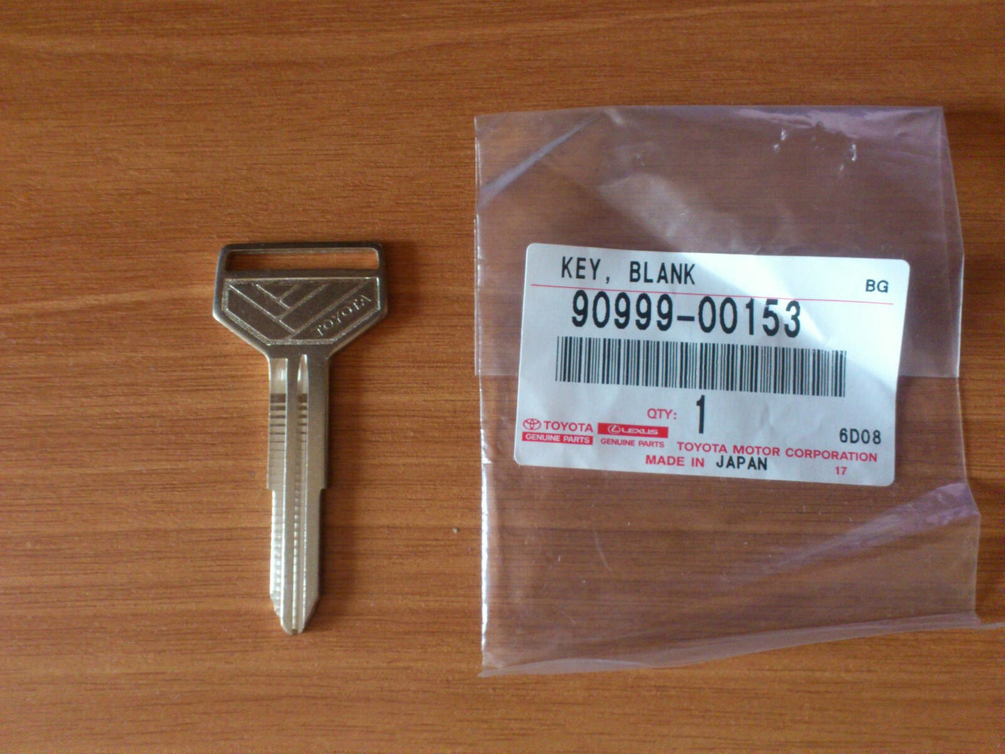 Genuine Metal Key Blank Uncut Master 90999-00153 F/S Toyota