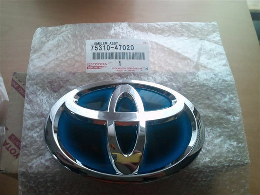 Genuine Hybrid Emblem 75310-47020 F/S Toyota