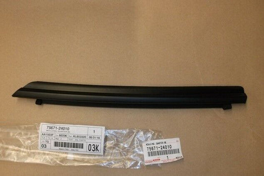 TOYOTA SOARER LEXUS SC430 Genuine Quarter Belt Moulding RH 75671-24010 OEM